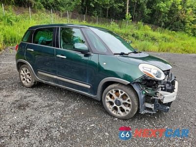 Czwarte zdjęcie samochodu z boku: 2014 FIAT 500L TREKKING VIN:ZFBCFADH2EZ007331 - miniatura