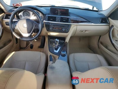 Zdjęcie 8 z 12 samochodu: 2014 BMW 328 XI SULEV VIN:WBA3B5G50ENS09929 - miniatura
