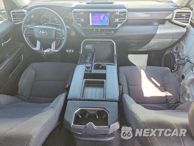 Zdjęcie 8 z 13 samochodu: 2022 TOYOTA TUNDRA SR5 VIN:5TFLA5AB6NX001949 - miniatura