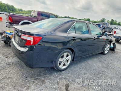 Trzecie zdjęcie samochodu z tyłu: 2014 TOYOTA CAMRY SE VIN:4T1BF1FK9EU341690 - miniatura