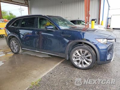Czwarte zdjęcie samochodu z boku: 2024 MAZDA CX-90 PREMIUM PLUS VIN:JM3KKEHD9R1155118 - miniatura