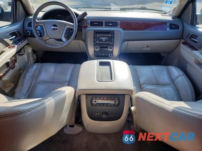 Zdjęcie 8 z 12 samochodu: 2011 GMC YUKON SLT VIN:1GKS2CE09BR351733 - miniatura