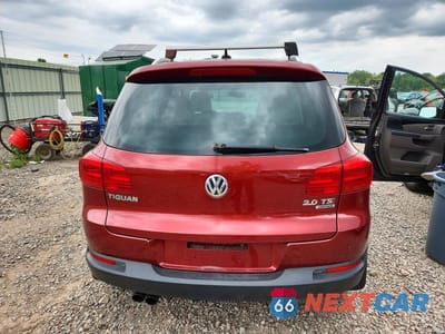 Zdjęcie 6 z 13 samochodu: 2015 VOLKSWAGEN TIGUAN S VIN:WVGBV7AX4FW098949 - miniatura