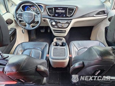 Zdjęcie 8 z 14 samochodu: 2017 CHRYSLER PACIFICA TOURING L PLUS VIN:2C4RC1EGXHR622665 - miniatura