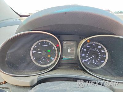 Zdjęcie 9 z 13 samochodu: 2017 HYUNDAI SANTA FE SE VIN:KM8SMDHF6HU202063 - miniatura