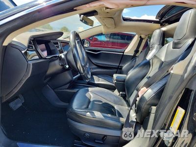 Zdjęcie 7 z 12 samochodu: 2015 TESLA MODEL S VIN:5YJSA1E2XFF101904 - miniatura