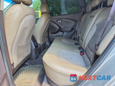 Zdjęcie 10 z 12 samochodu: 2015 HYUNDAI TUCSON SE VIN:KM8JU3AG3FU073429 - miniatura