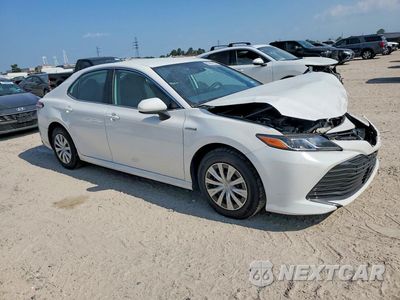 Czwarte zdjęcie samochodu z boku: 2019 TOYOTA CAMRY LE VIN:4T1B31HK7KU510901 - miniatura