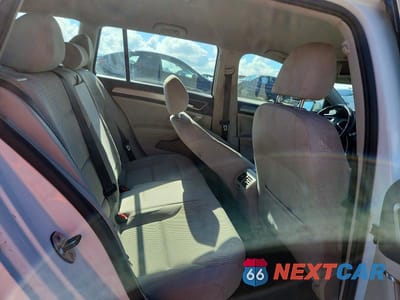 Zdjęcie 10 z 12 samochodu: 2016 VOLKSWAGEN GOLF SPORTWAGEN S VIN:3VWC17AU6GM516050 - miniatura