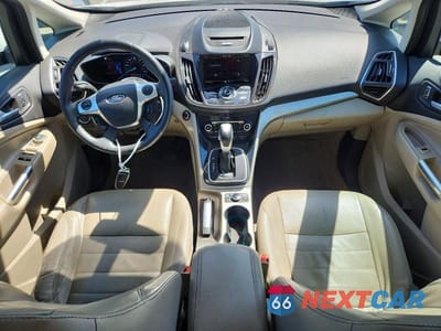 Zdjęcie 8 z 12 samochodu: 2013 FORD C-MAX PREMIUM VIN:1FADP5CU9DL521320 - miniatura