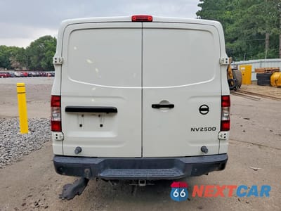 Zdjęcie 6 z 13 samochodu: 2018 NISSAN NV 2500 HD SV VIN:1N6AF0KY6JN805203 - miniatura