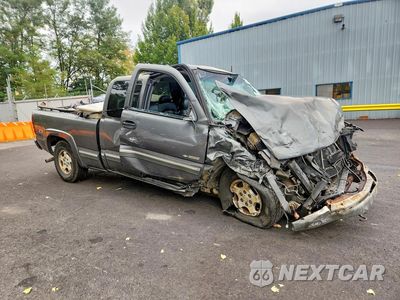 Czwarte zdjęcie samochodu z boku: 2001 CHEVROLET SILVERADO K1500 VIN:1GCEK19T81E201328 - miniatura