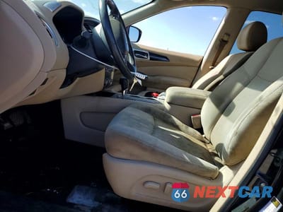 Zdjęcie 7 z 12 samochodu: 2017 NISSAN PATHFINDER SV VIN:5N1DR2MN3HC609985 - miniatura