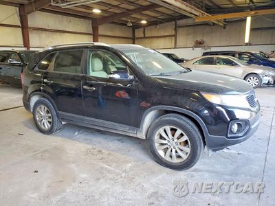 Czwarte zdjęcie samochodu z boku: 2011 KIA SORENTO EX VIN:5XYKU3A11BG096935 - miniatura