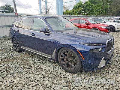 Czwarte zdjęcie samochodu z boku: 2023 BMW X7 XDRIVE40I VIN:5UX23EM04P9N58056 - miniatura