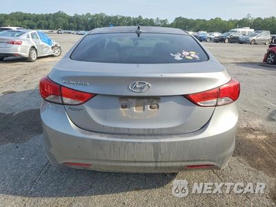 Zdjęcie 6 z 12 samochodu: 2013 HYUNDAI ELANTRA GLS VIN:KMHDH4AE8DU932985 - miniatura