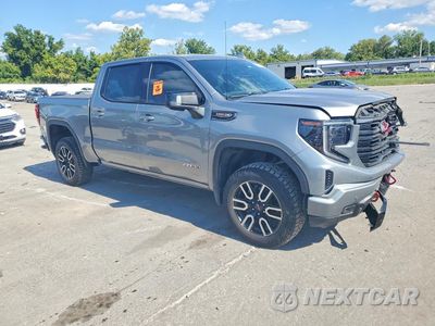 Czwarte zdjęcie samochodu z boku: 2023 GMC SIERRA K1500 AT4 VIN:1GTUUEEL9PZ202914 - miniatura
