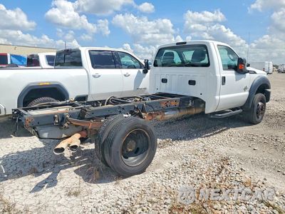 Trzecie zdjęcie samochodu z tyłu: 2016 FORD F550 SUPER DUTY VIN:1FDUF5GT0GEC46455 - miniatura