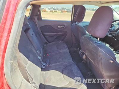 Zdjęcie 11 z 13 samochodu: 2015 JEEP CHEROKEE VIN:1C4PJLCB3FW643345 - miniatura