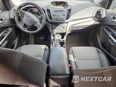 Zdjęcie 8 z 13 samochodu: 2018 FORD ESCAPE SE VIN:1FMCU0GD1JUA66010 - miniatura