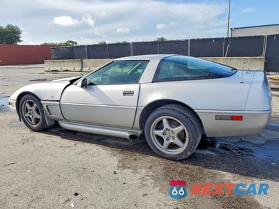 Drugie zdjęcie samochodu z przodu: 1996 CHEVROLET CORVETTE VIN:1G1YY22P5T5106770 - miniatura