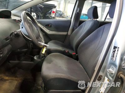 Zdjęcie 7 z 12 samochodu: 2010 TOYOTA YARIS VIN:JTDKT9K39A5297592 - miniatura
