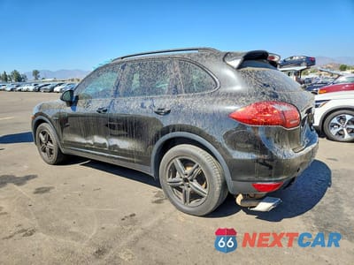 Drugie zdjęcie samochodu z przodu: 2014 PORSCHE CAYENNE S HYBRID VIN:WP1AE2A24ELA50535 - miniatura