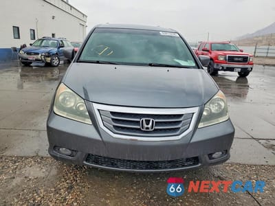 Piąte zdjęcie samochodu w środku: 2010 HONDA ODYSSEY TOURING VIN:5FNRL3H95AB018905 - miniatura