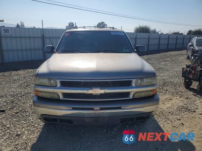 Piąte zdjęcie samochodu w środku: 2002 CHEVROLET TAHOE K1500 VIN:1GNEK13T72R163150 - miniatura