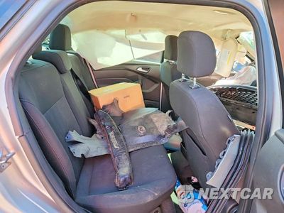 Zdjęcie 10 z 12 samochodu: 2016 FORD FOCUS SE VIN:1FADP3F28GL280479 - miniatura