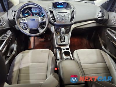 Zdjęcie 8 z 13 samochodu: 2016 FORD ESCAPE SE VIN:1FMCU9GX3GUB74751 - miniatura