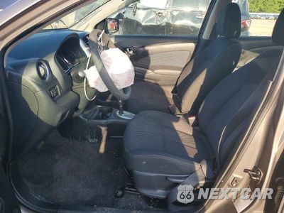 Zdjęcie 7 z 12 samochodu: 2016 NISSAN VERSA 1.6 SV VIN:3N1CN7AP8GL829837 - miniatura