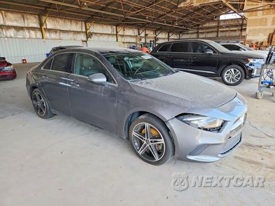 Czwarte zdjęcie samochodu z boku: 2019 MERCEDES-BENZ A 220 VIN:WDD3G4EB2KW030844 - miniatura
