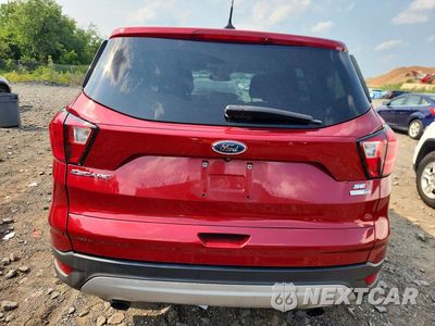 Zdjęcie 6 z 13 samochodu: 2019 FORD ESCAPE SE VIN:1FMCU9GD7KUA84033 - miniatura