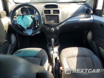 Zdjęcie 8 z 12 samochodu: 2015 CHEVROLET SPARK 1LT VIN:KL8CD6S9XFC726142 - miniatura