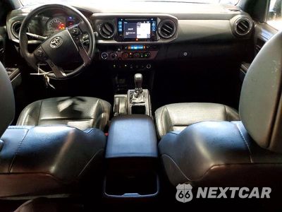 Zdjęcie 8 z 12 samochodu: 2018 TOYOTA TACOMA TRD SPORT VIN:3TMCZ5AN6JM187625 - miniatura