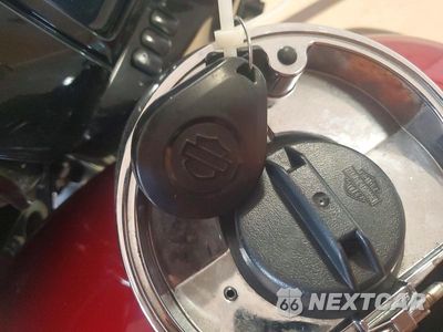Zdjęcie 8 z 9 samochodu: 2019 HARLEY-DAVIDSON FLHTK VIN:1HD1KEF17KB651790 - miniatura