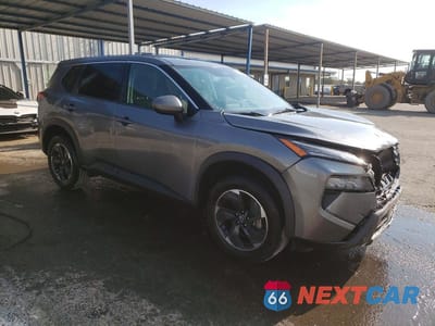 Czwarte zdjęcie samochodu z boku: 2024 NISSAN ROGUE SV VIN:5N1BT3BB7RC680163 - miniatura