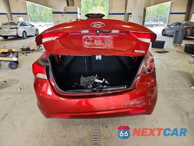 Zdjęcie 6 z 12 samochodu: 2013 HYUNDAI ELANTRA LIMITED VIN:5NPDH4AE9DH319126 - miniatura