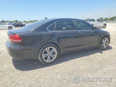 Trzecie zdjęcie samochodu z tyłu: 2014 VOLKSWAGEN PASSAT SE VIN:1VWBH7A33EC018756 - miniatura