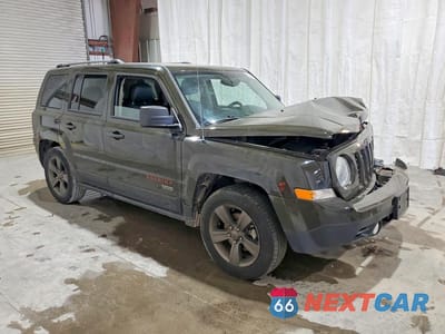 Czwarte zdjęcie samochodu z boku: 2016 JEEP PATRIOT SPORT VIN:1C4NJPBBXGD776570 - miniatura