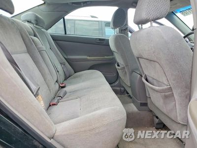 Zdjęcie 10 z 12 samochodu: 2004 TOYOTA CAMRY LE VIN:4T1BE32K04U294178 - miniatura