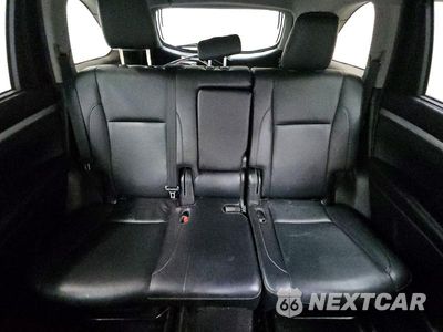 Zdjęcie 10 z 14 samochodu: 2019 TOYOTA HIGHLANDER XLE VIN:5TDJZRFH7KS936466 - miniatura