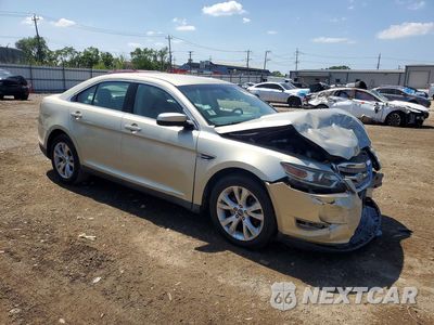 Czwarte zdjęcie samochodu z boku: 2010 FORD TAURUS SEL VIN:1FAHP2EW7AG129505 - miniatura