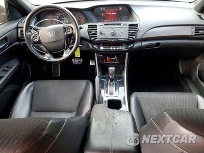 Zdjęcie 8 z 12 samochodu: 2016 HONDA ACCORD SPORT VIN:1HGCR2F54GA191459 - miniatura