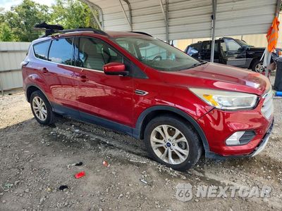 Czwarte zdjęcie samochodu z boku: 2018 FORD ESCAPE SE VIN:1FMCU0GD7JUA16163 - miniatura
