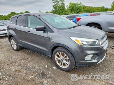 Czwarte zdjęcie samochodu z boku: 2017 FORD ESCAPE SE VIN:1FMCU9GD2HUD01609 - miniatura