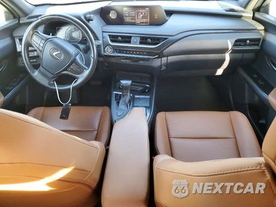 Zdjęcie 8 z 13 samochodu: 2019 LEXUS UX 200 VIN:JTHY3JBH0K2013596 - miniatura