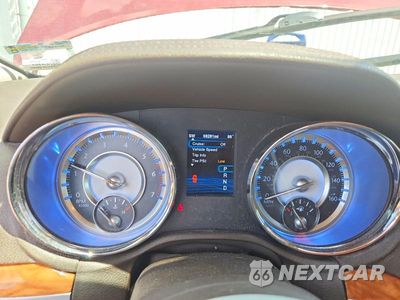 Zdjęcie 9 z 12 samochodu: 2013 CHRYSLER 300C VIN:2C3CCAET7DH716980 - miniatura