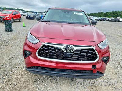 Piąte zdjęcie samochodu w środku: 2023 TOYOTA HIGHLANDER XLE VIN:5TDKDRAH0PS039314 - miniatura